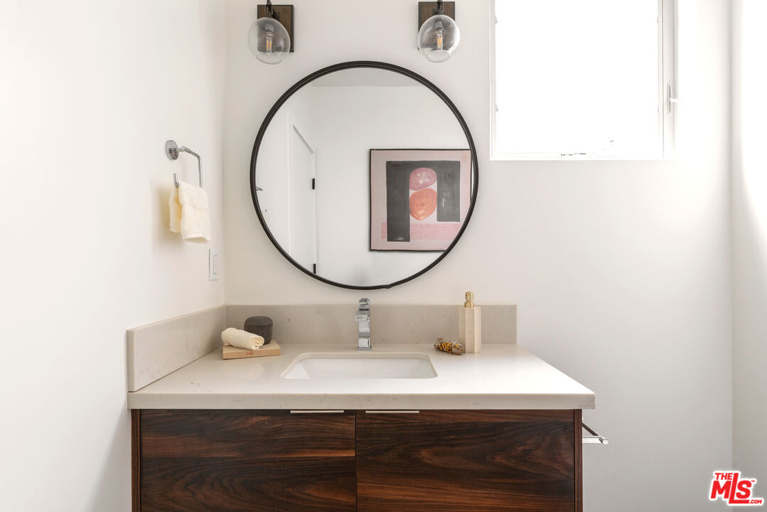 2267 Duane St Unit: 3