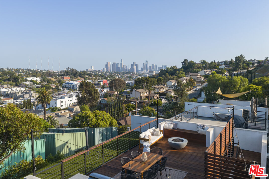 2267 Duane St Unit: 3