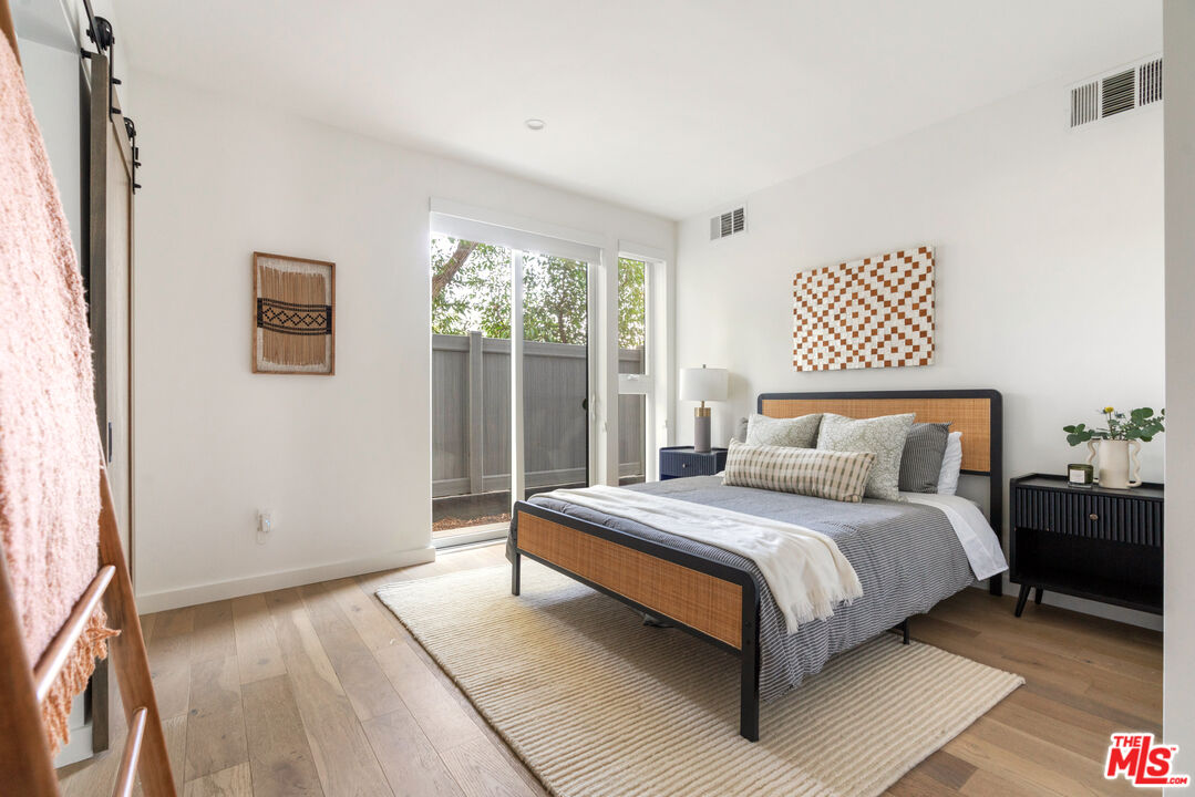 2267 Duane St Unit: 3