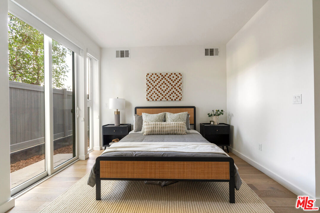 2267 Duane St Unit: 3