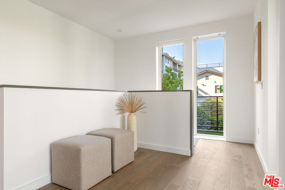 2267 Duane St Unit: 3