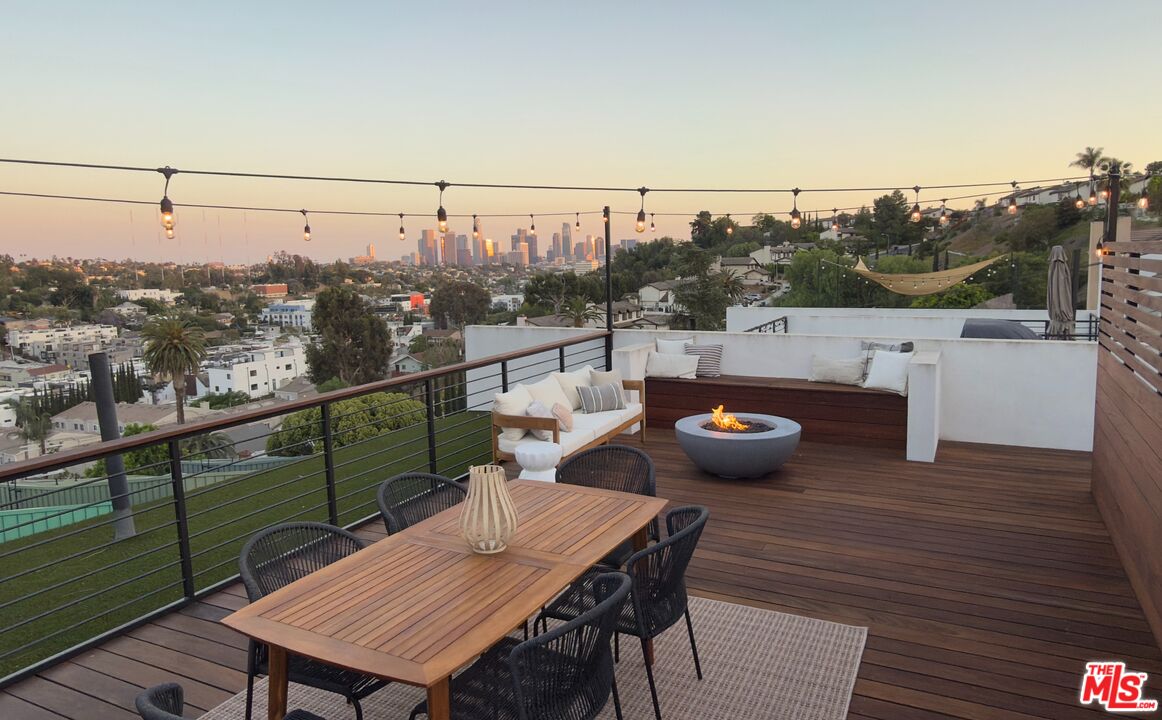 2267 Duane St Unit: 3