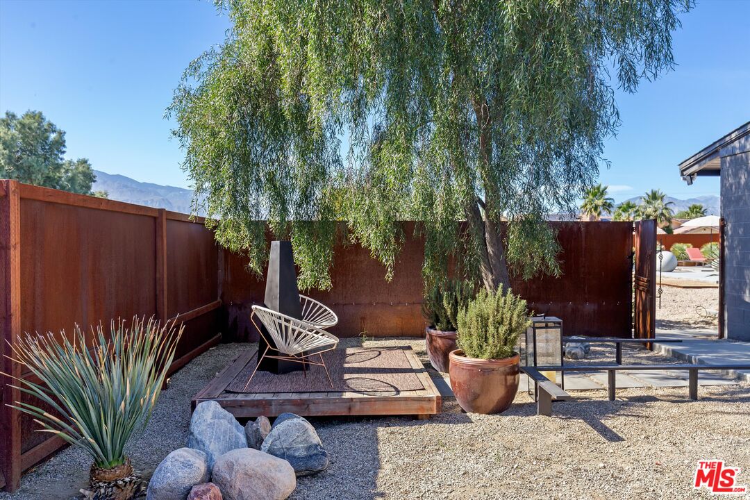 19591 Prickly Pear Trl