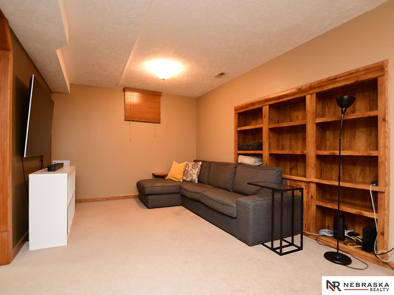 5120 NW 9th Street