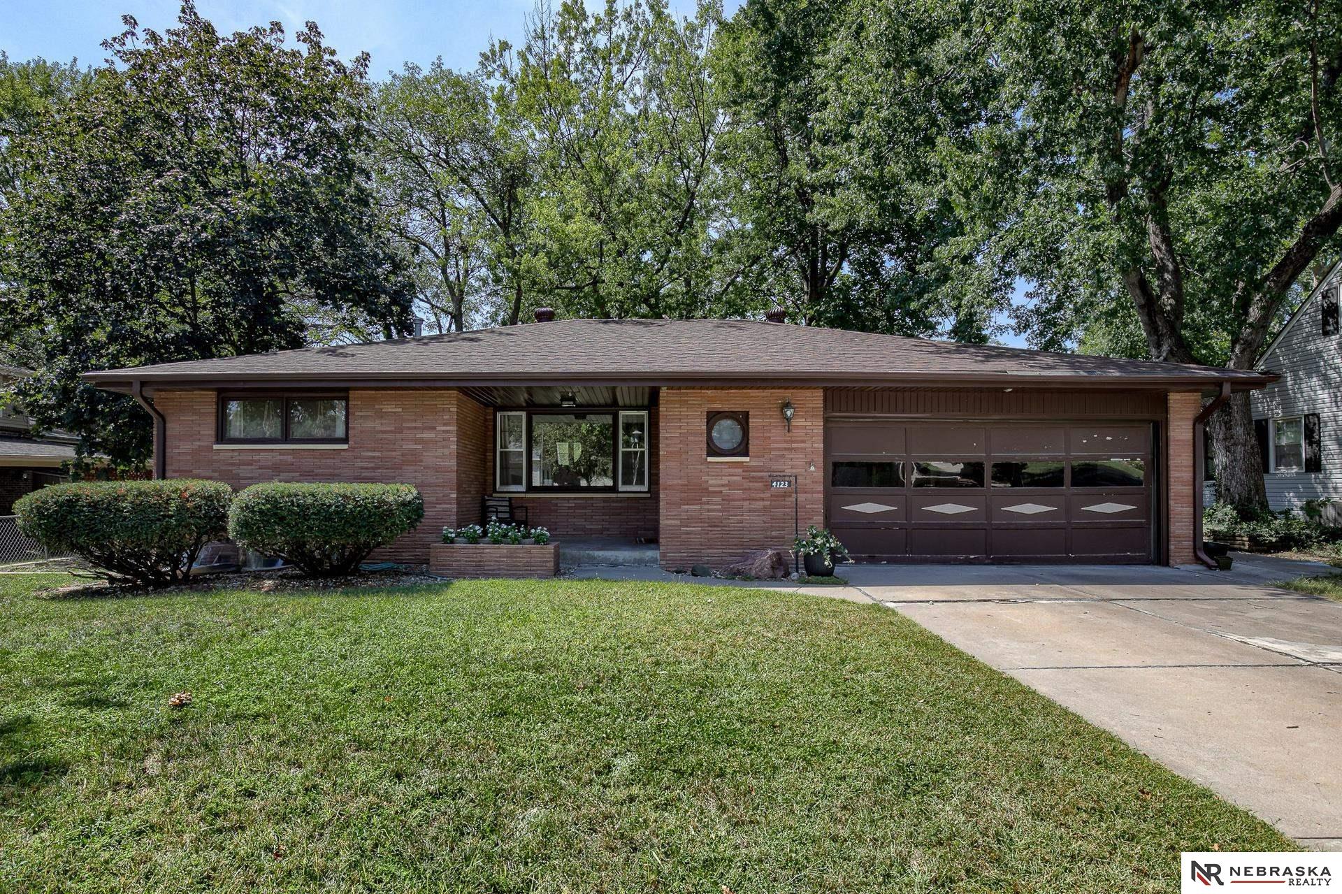 4123 South Gate Boulevard