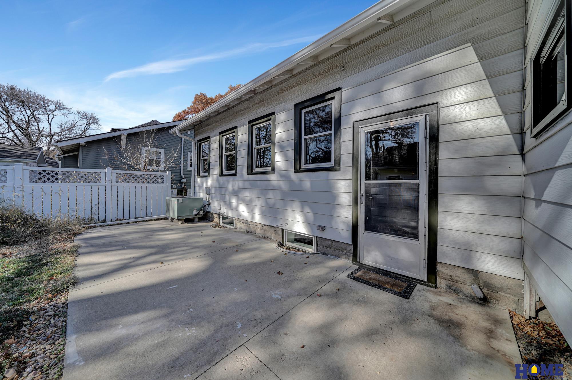 2119 Ryons Street