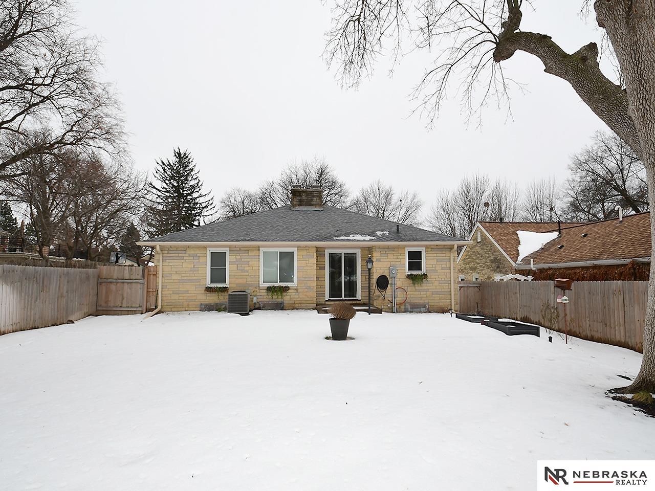 3920 Mohawk Street