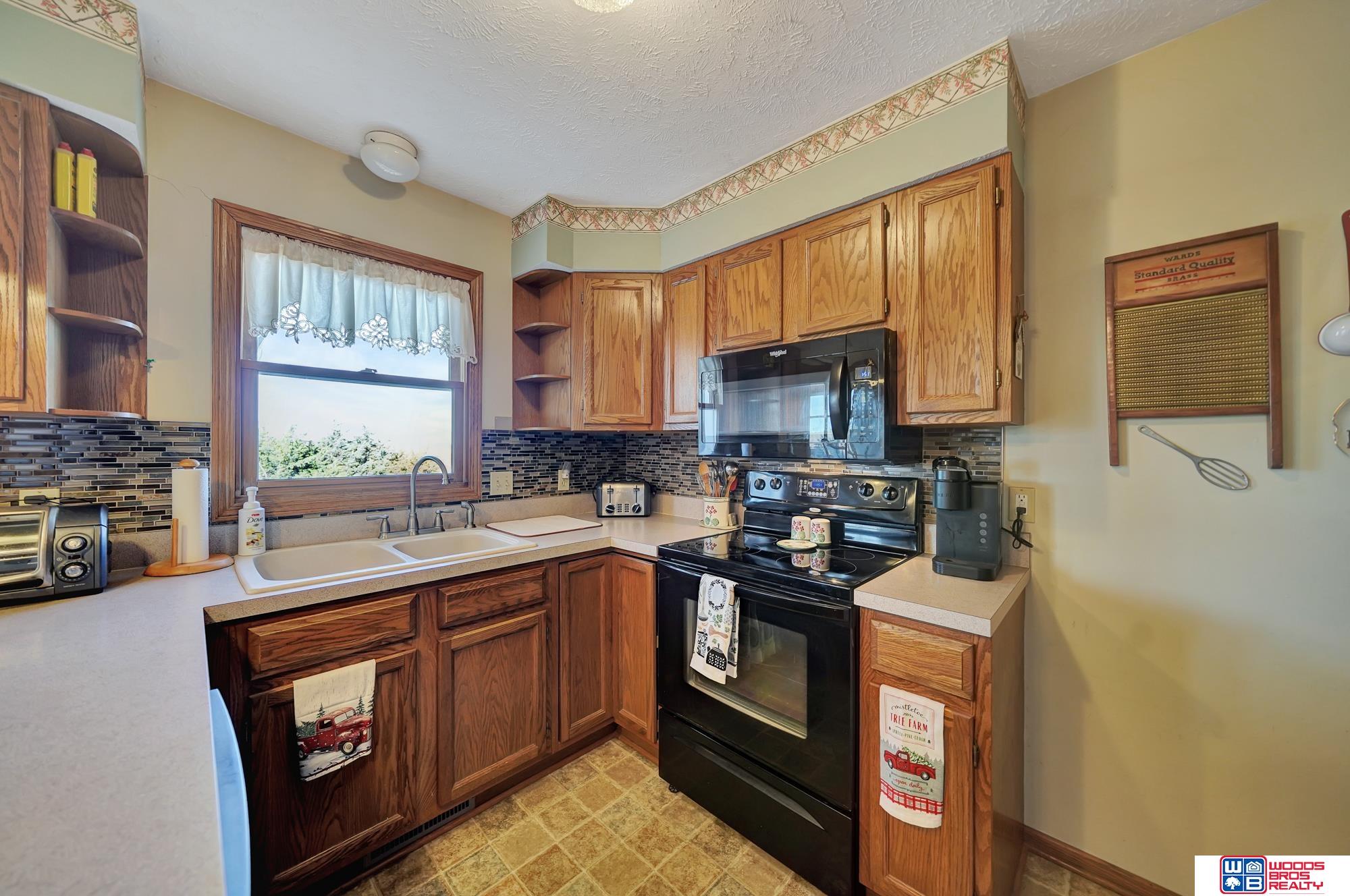 1331 Quail Run Circle