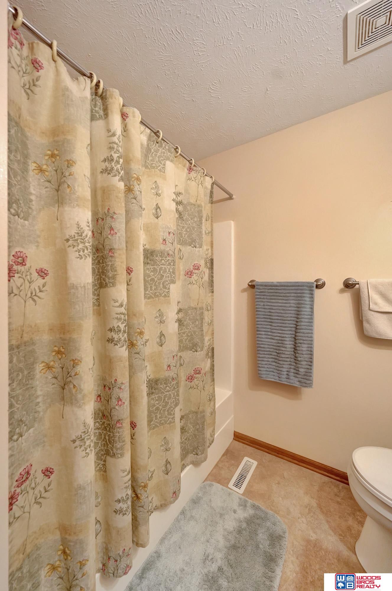 1331 Quail Run Circle