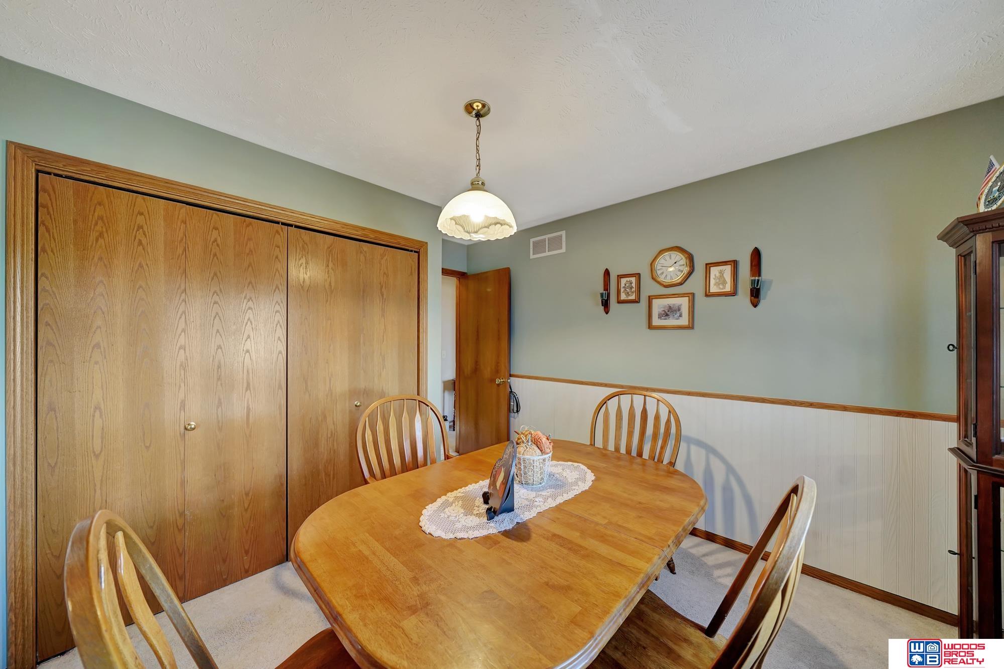 1331 Quail Run Circle