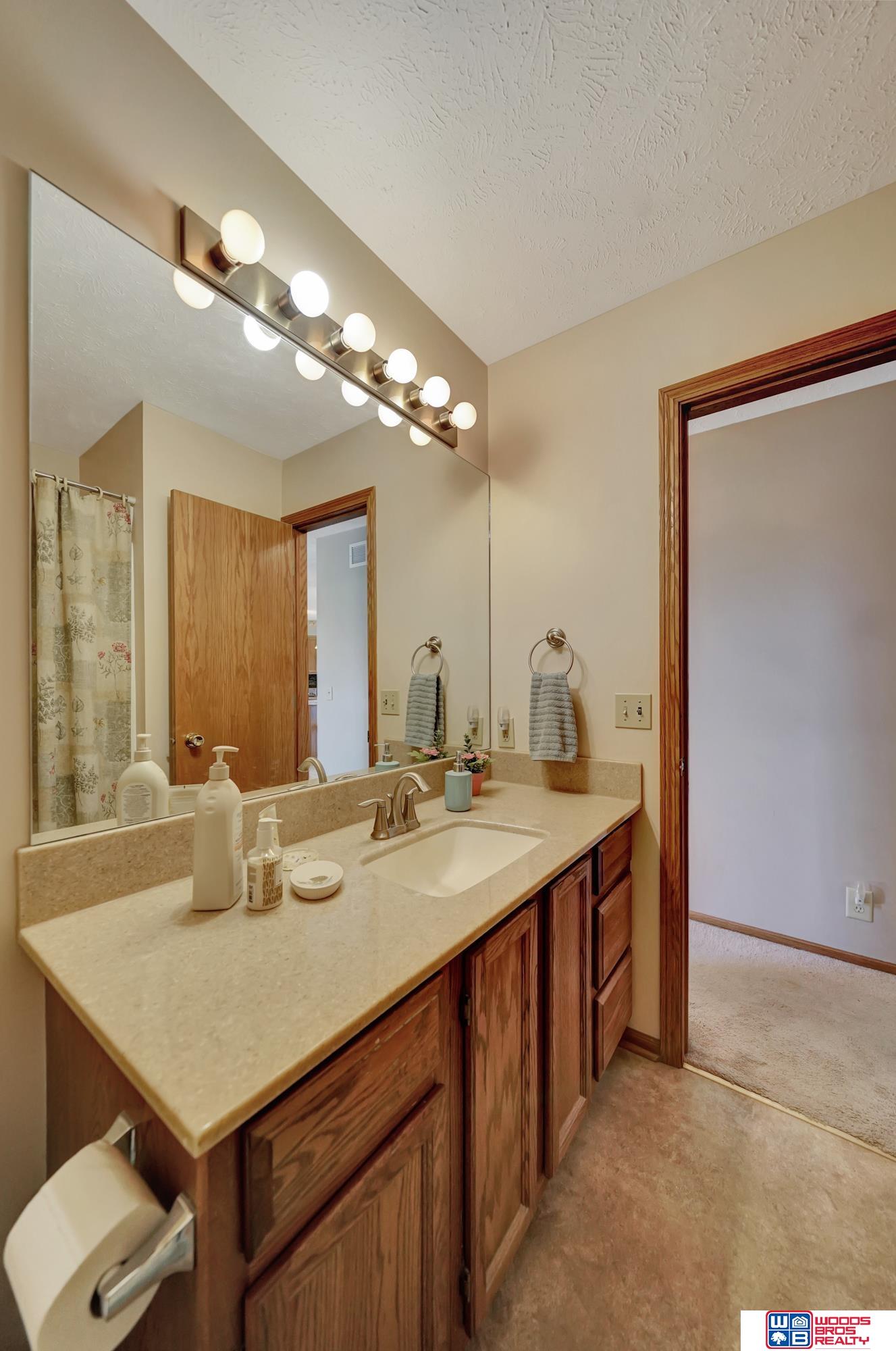 1331 Quail Run Circle