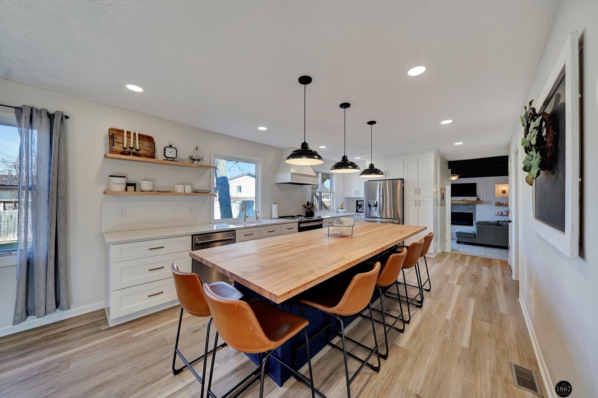 7420 Brentwood Circle