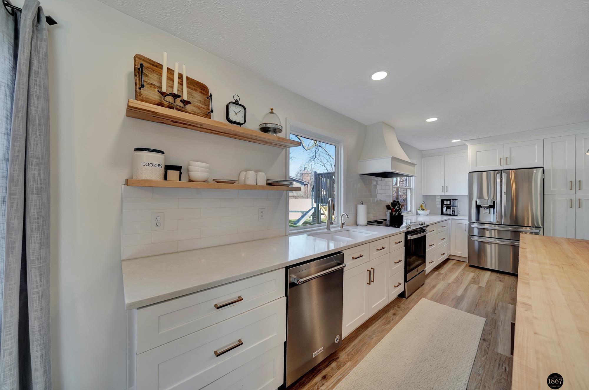7420 Brentwood Circle