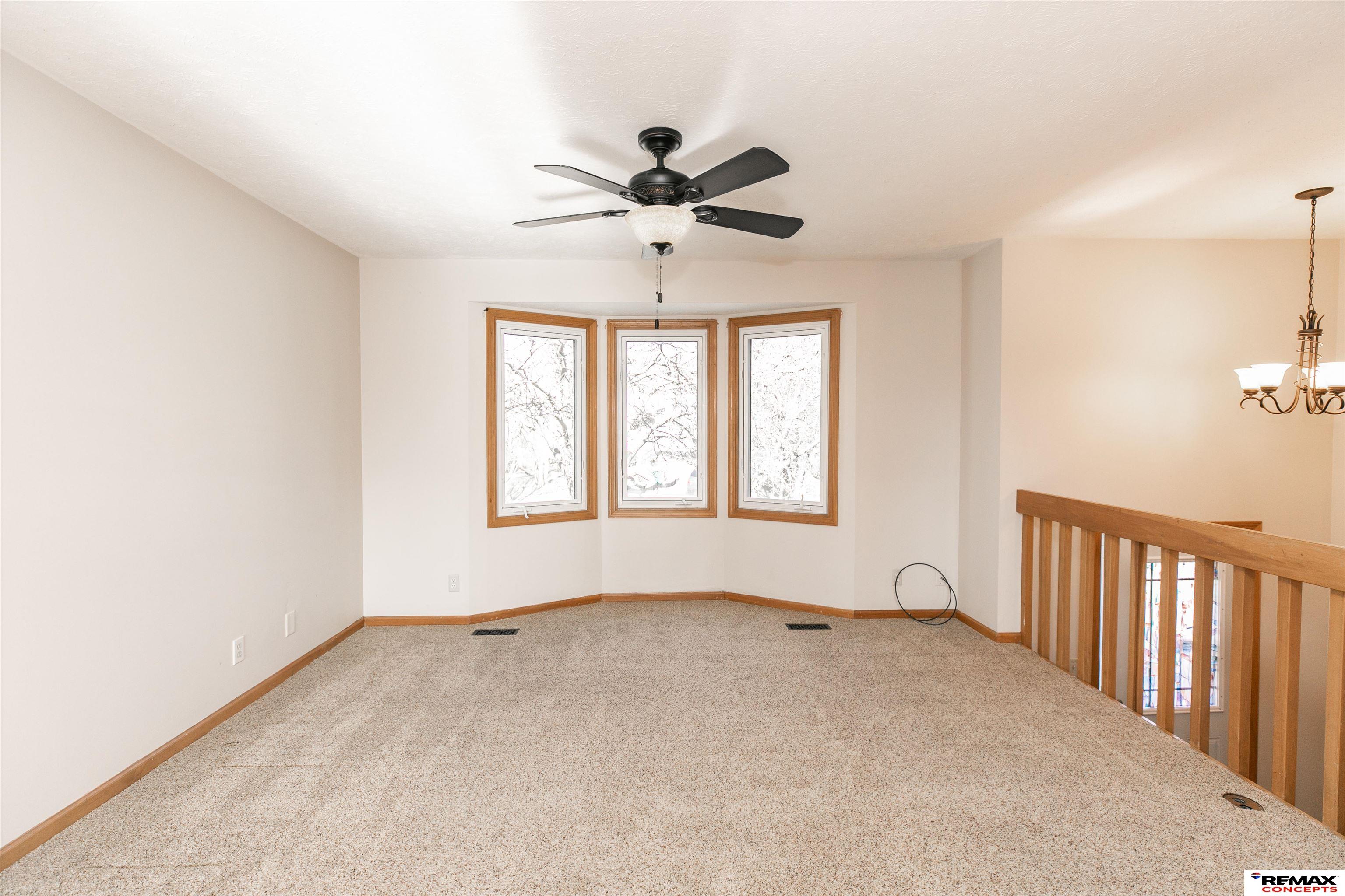 1027 Parkview Lane