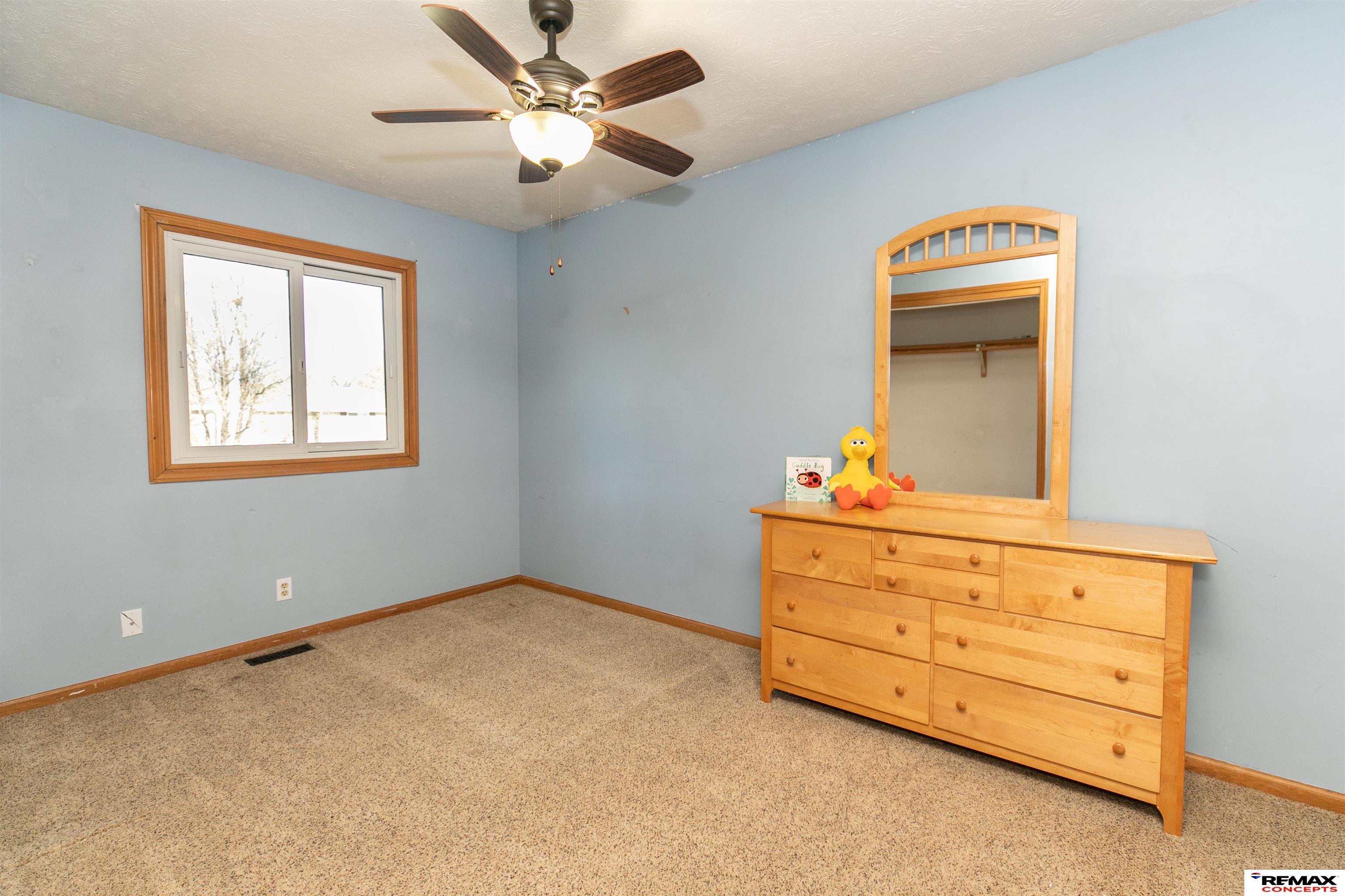 1027 Parkview Lane