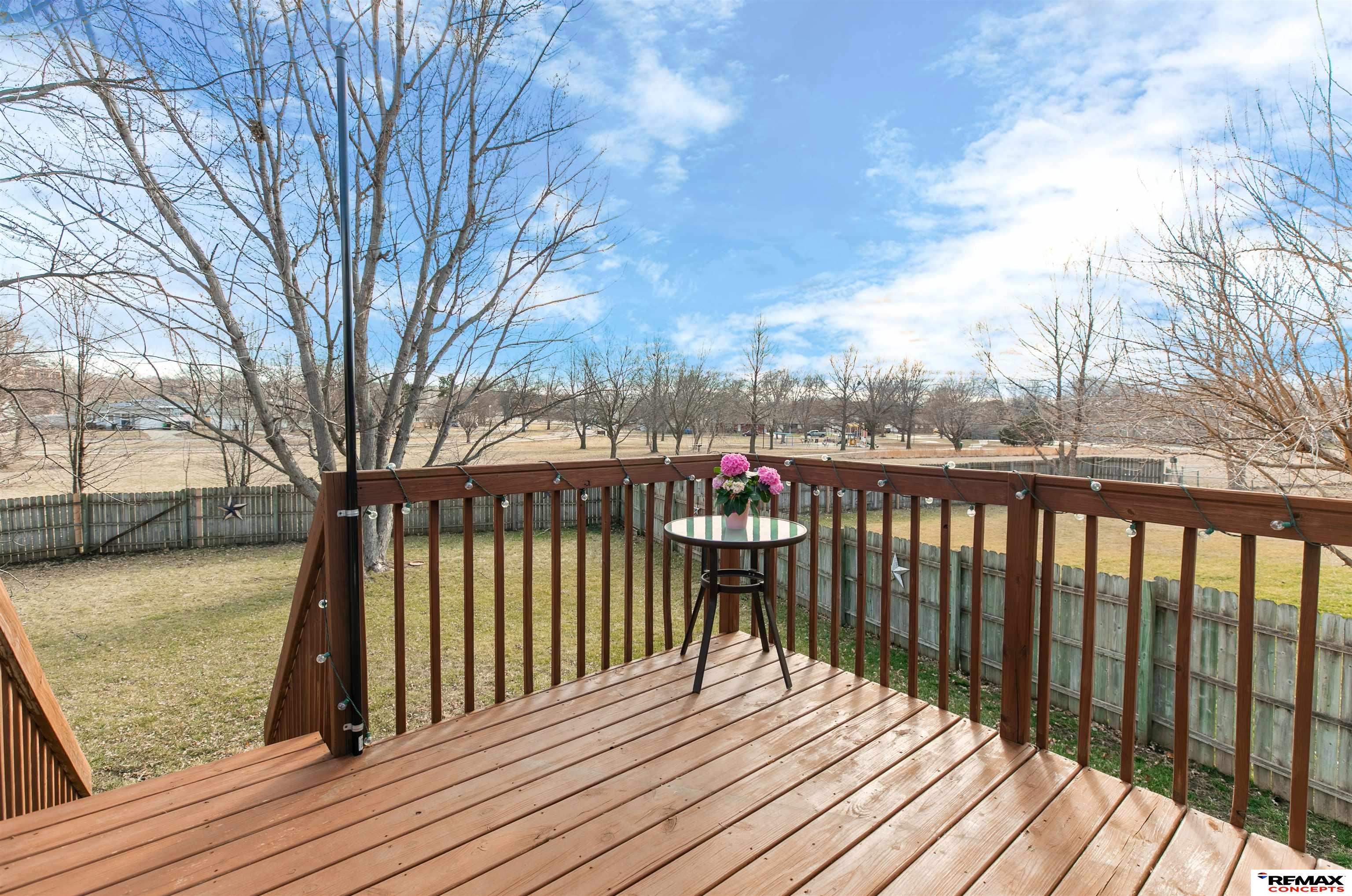 1027 Parkview Lane
