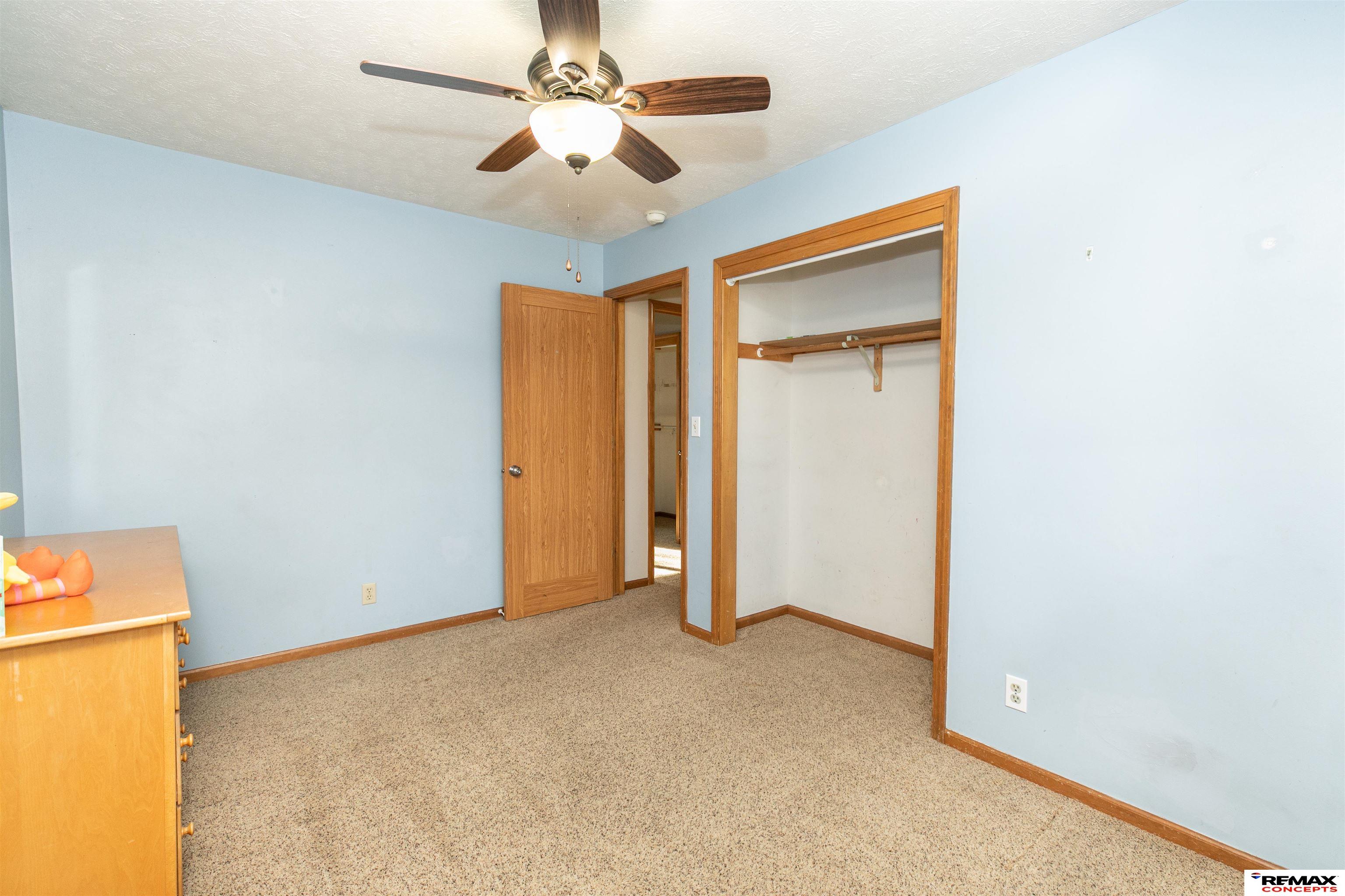 1027 Parkview Lane