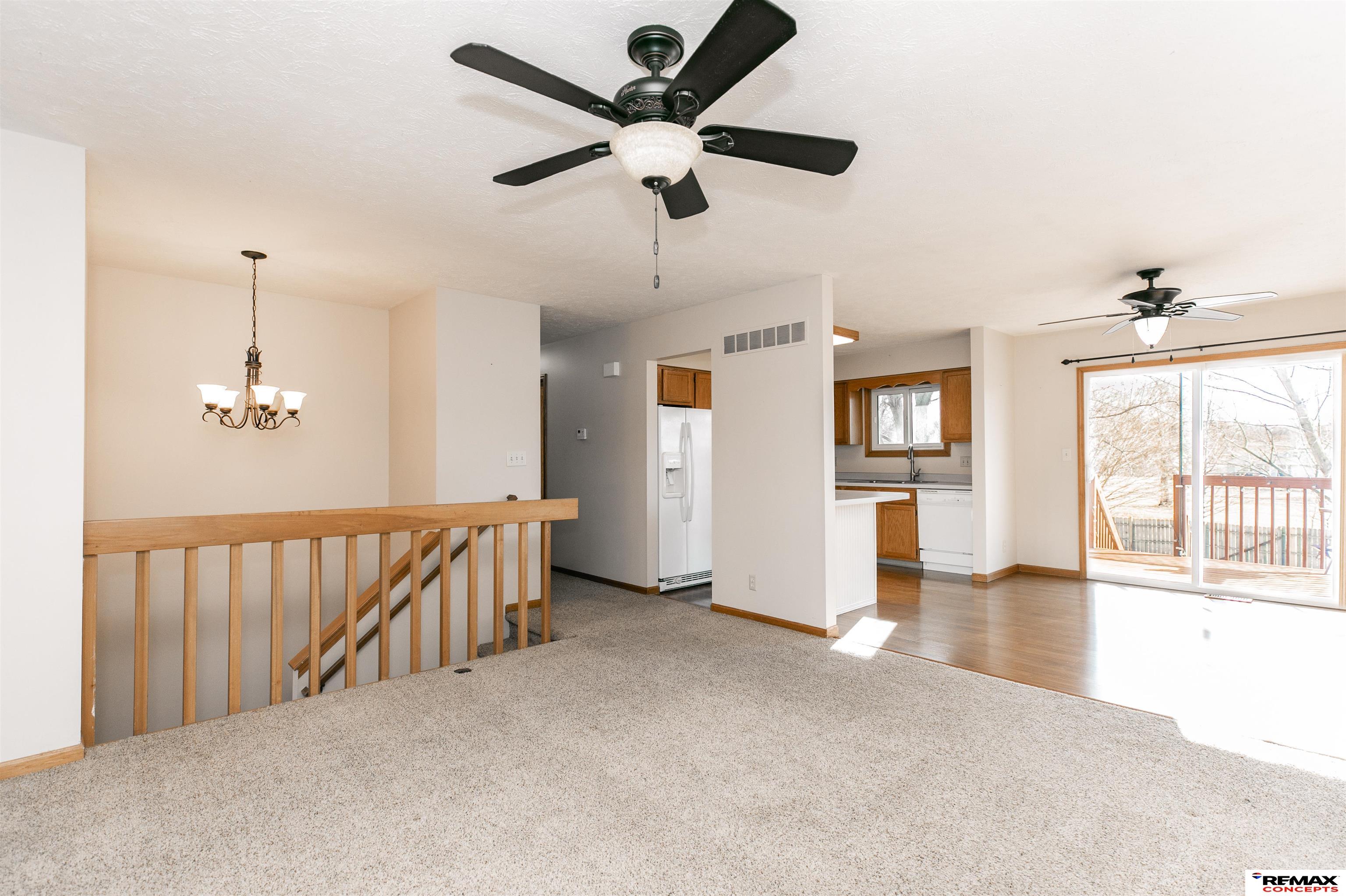 1027 Parkview Lane