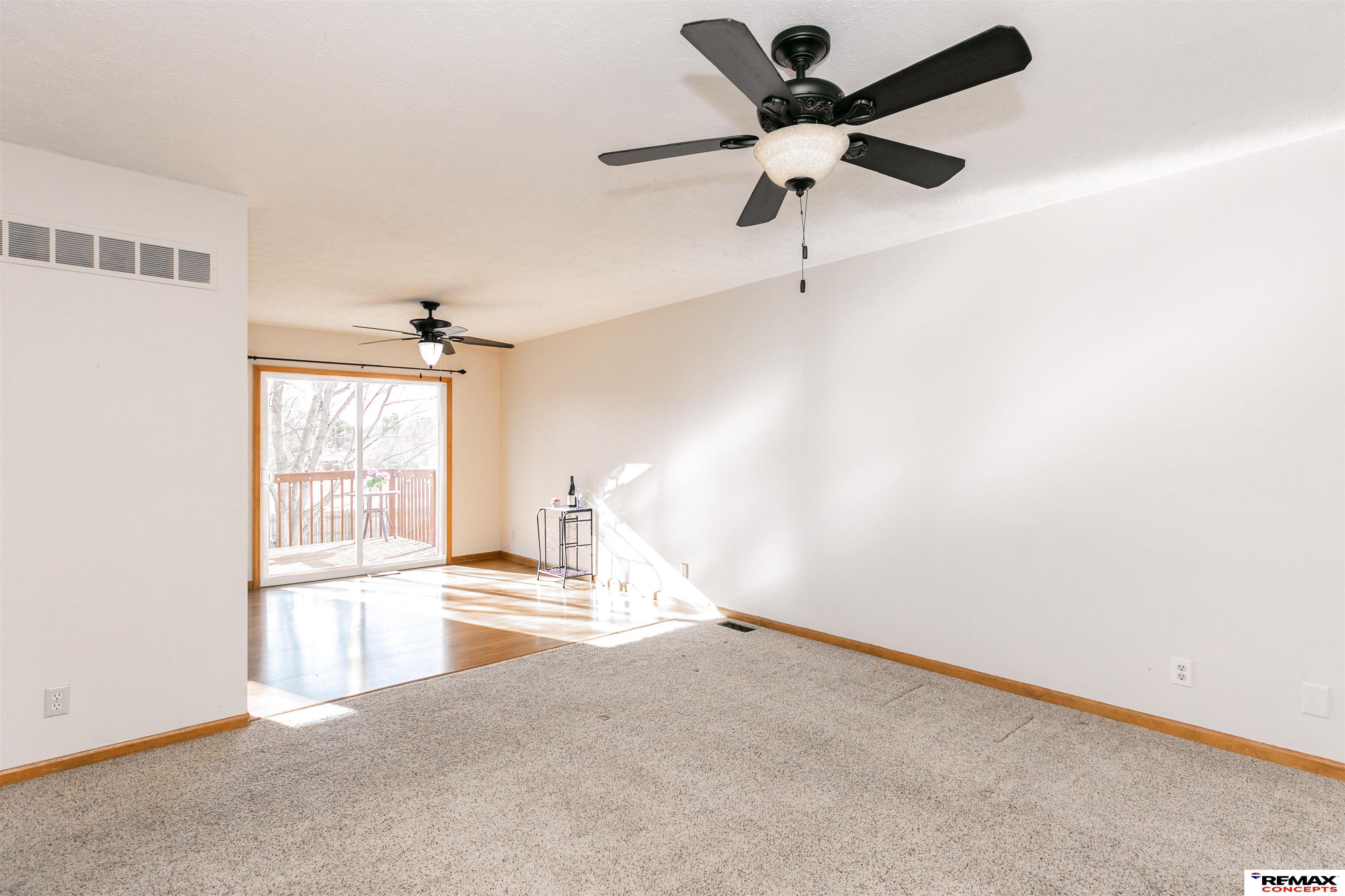 1027 Parkview Lane