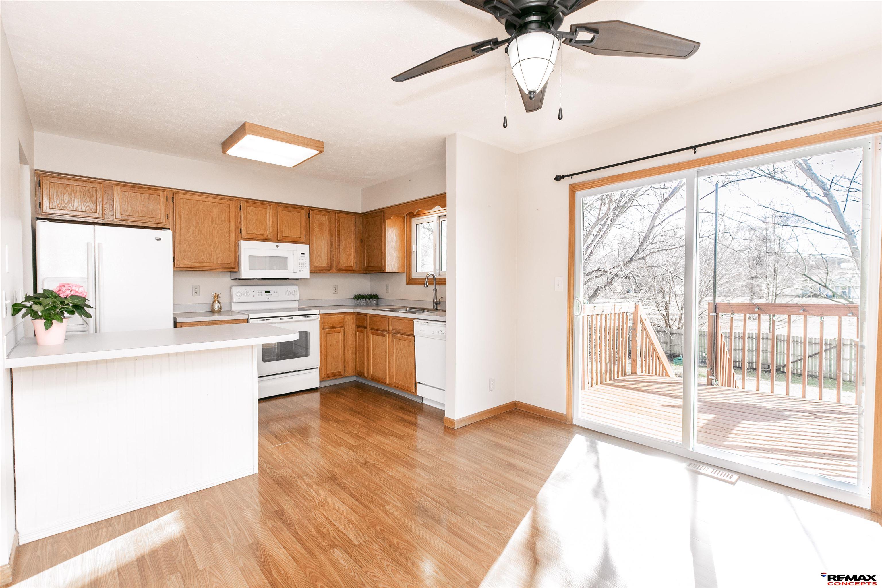 1027 Parkview Lane