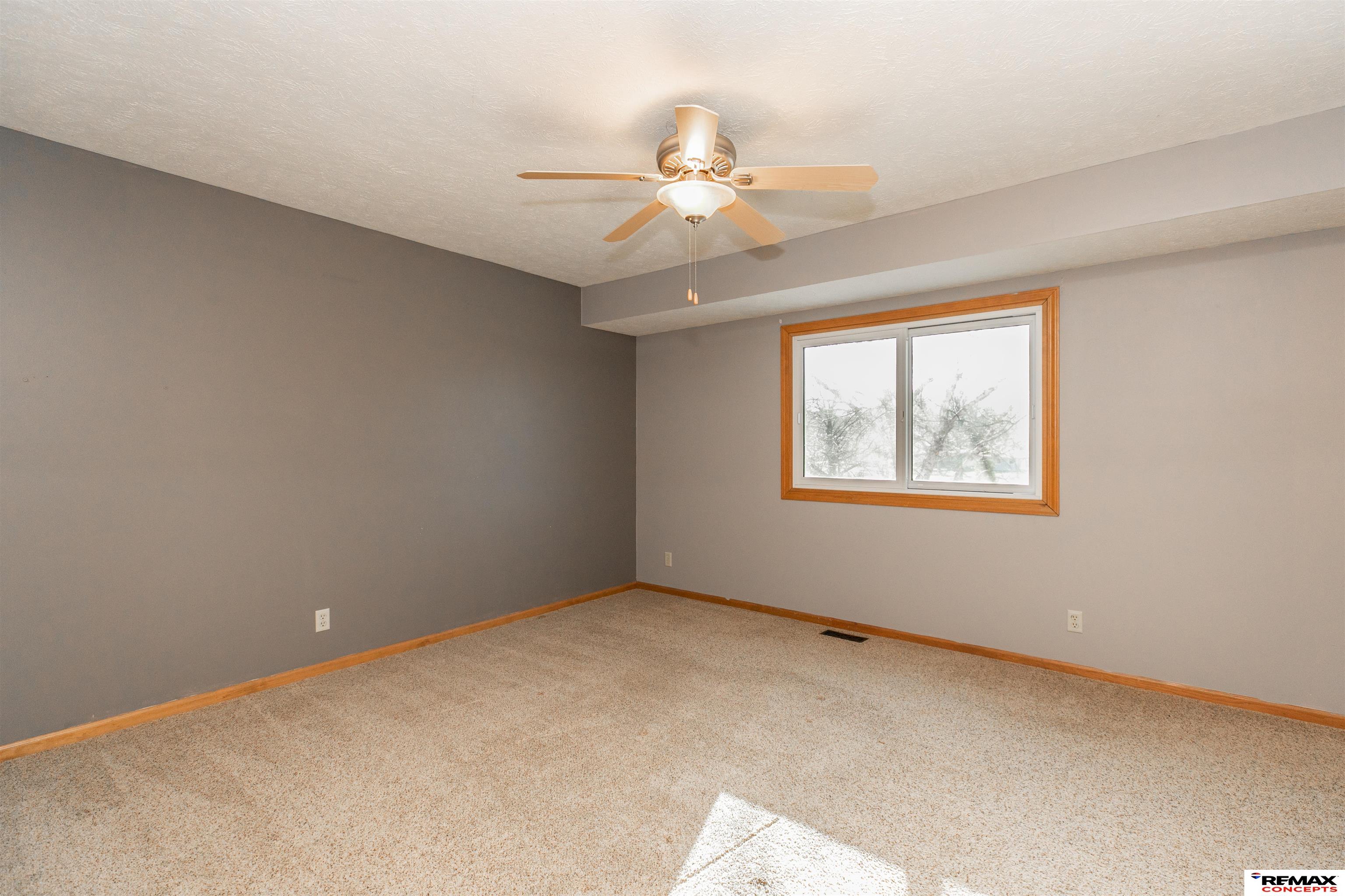 1027 Parkview Lane