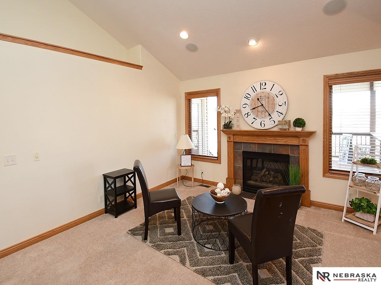 825 Larkspur Drive