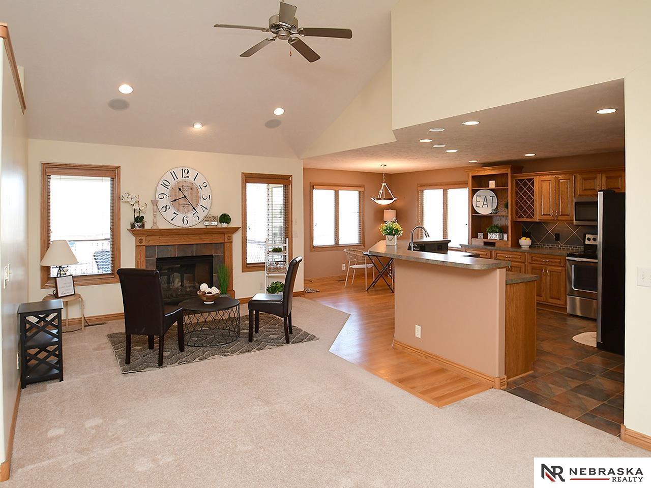 825 Larkspur Drive