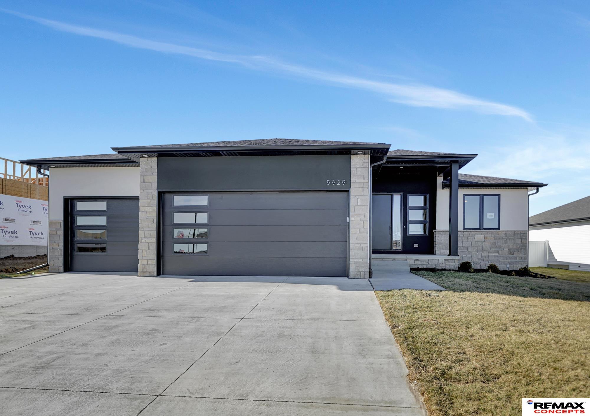 5929 SW Sierra Madre Drive