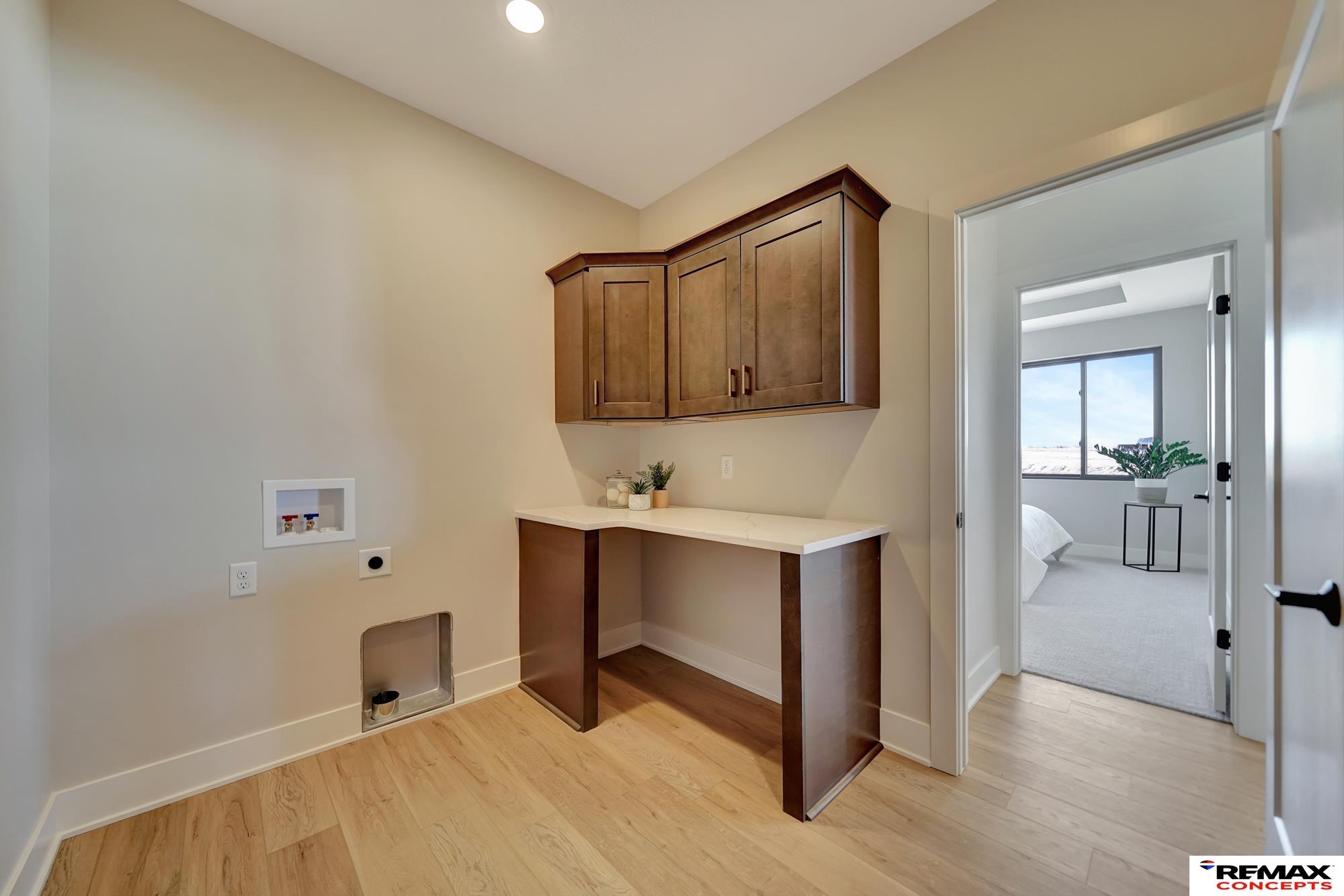 5929 SW Sierra Madre Drive