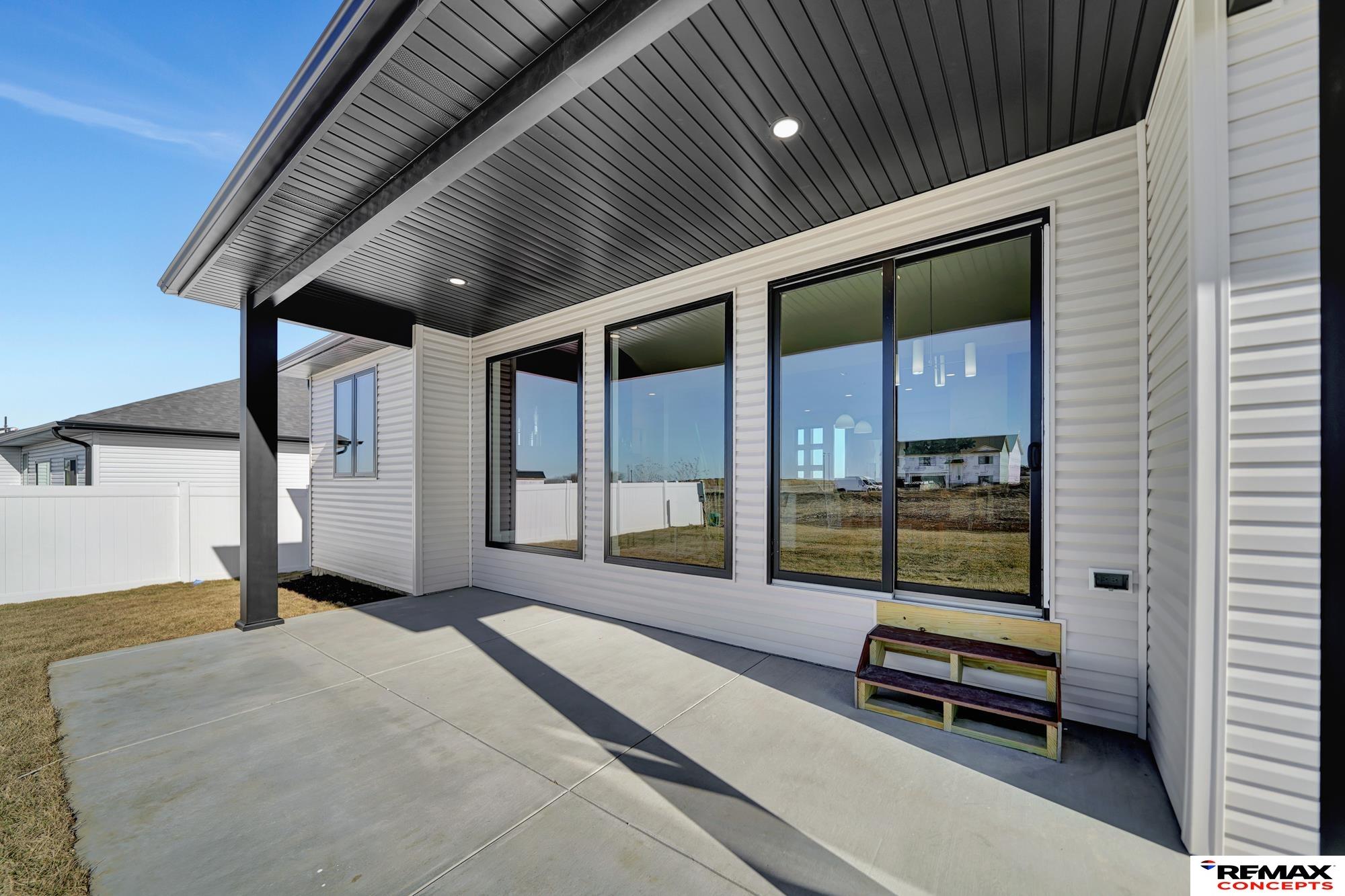 5929 SW Sierra Madre Drive