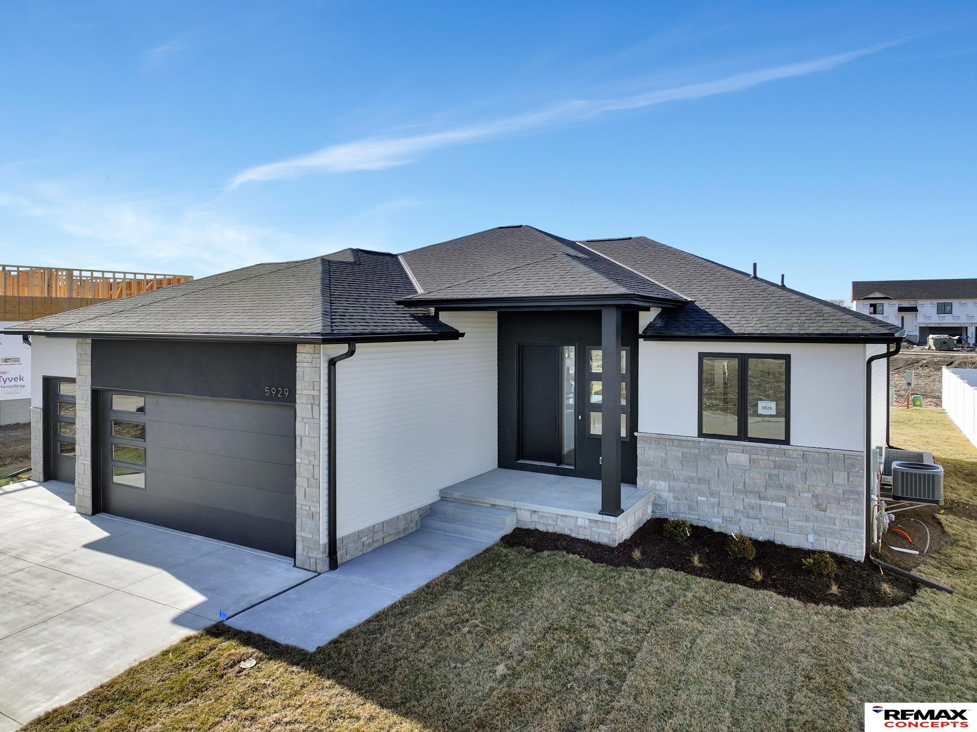 5929 SW Sierra Madre Drive