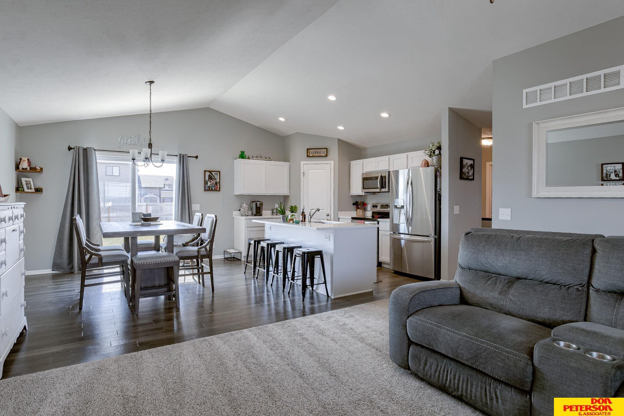 937 Hickory Hill Lane