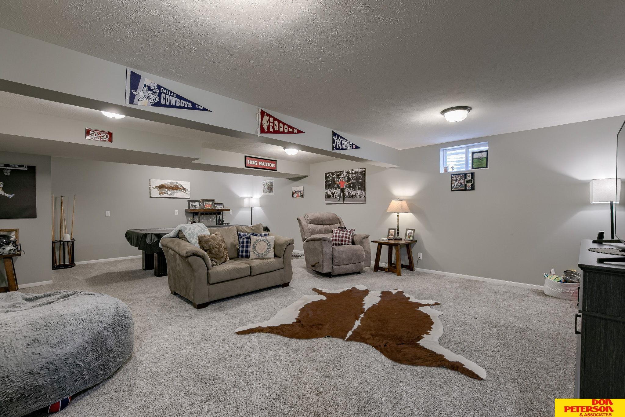 937 Hickory Hill Lane