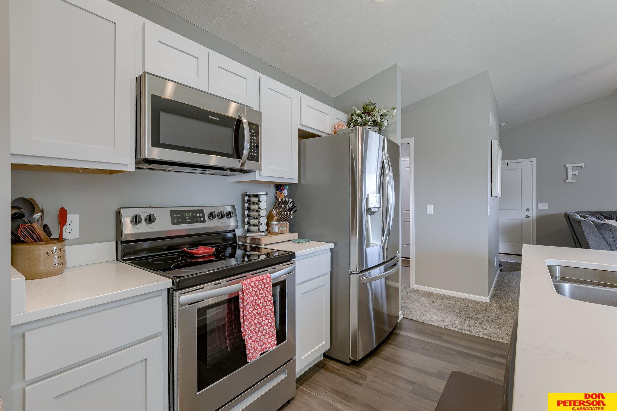 937 Hickory Hill Lane
