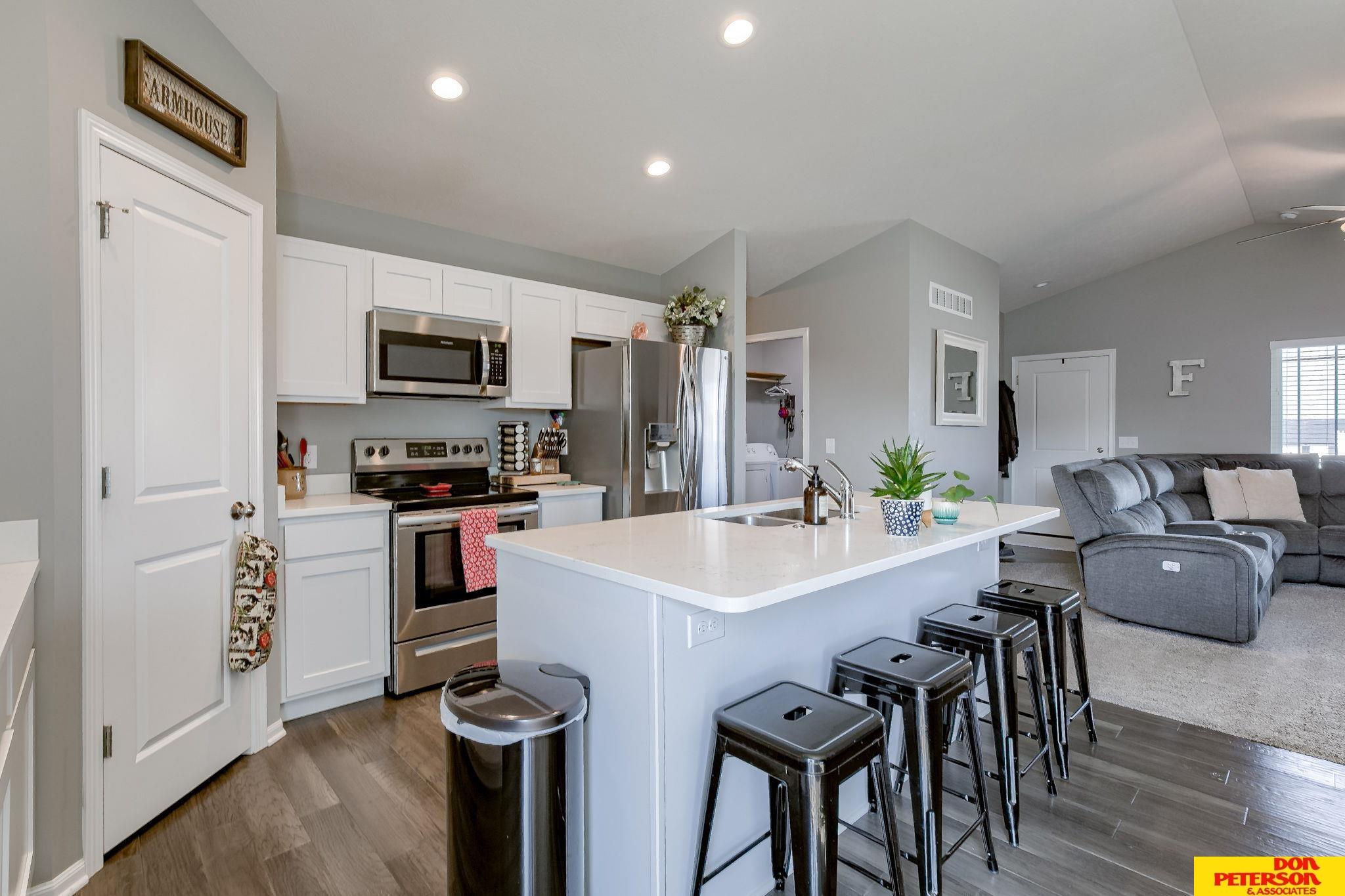 937 Hickory Hill Lane