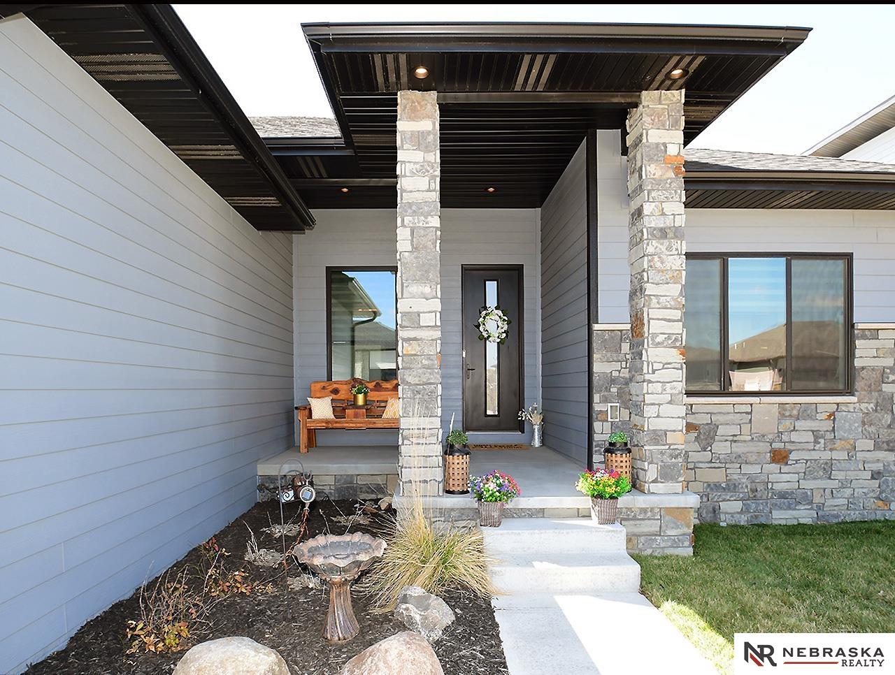 531 N 105th Street
