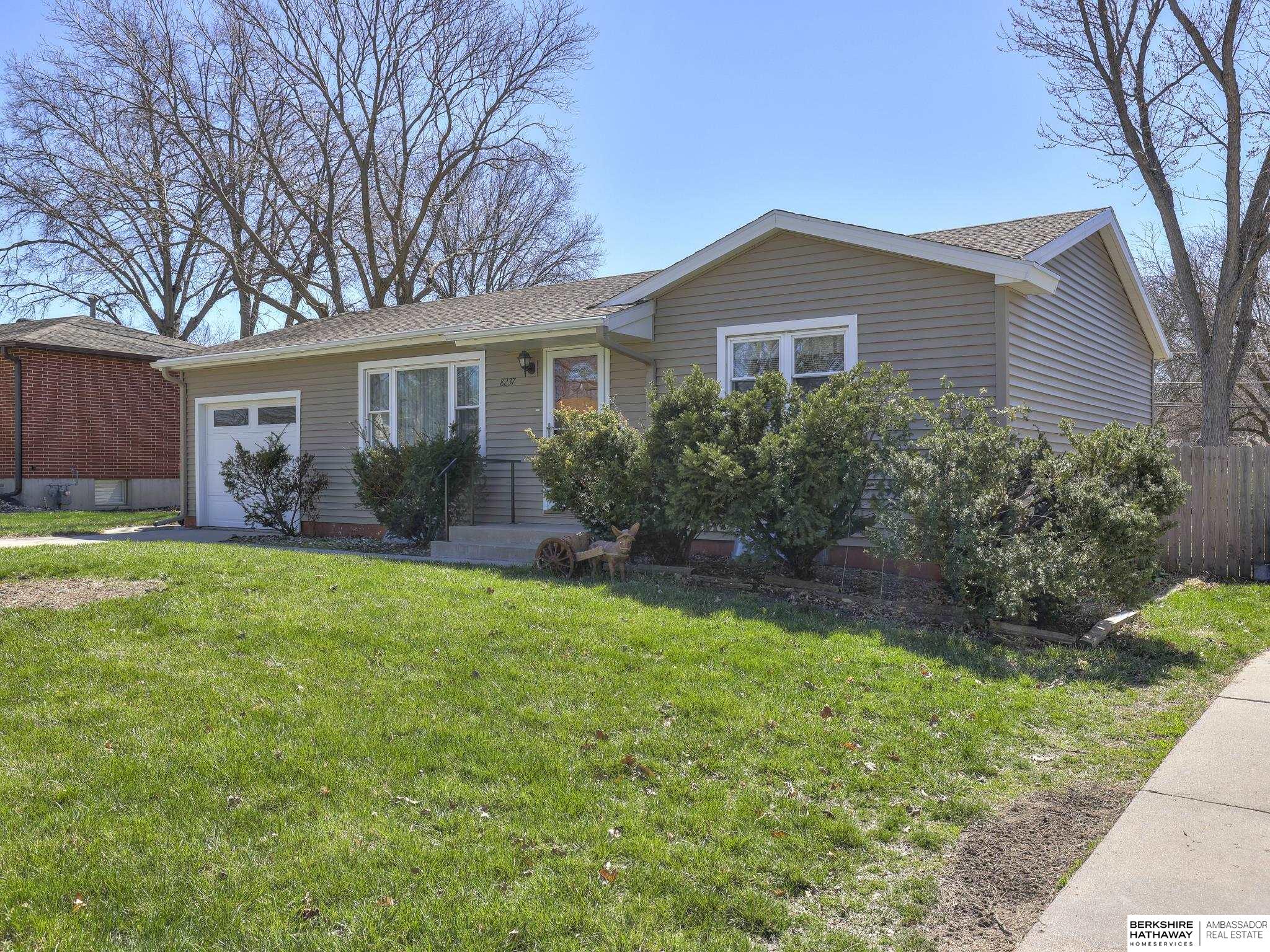 8237 Chestnut Lane