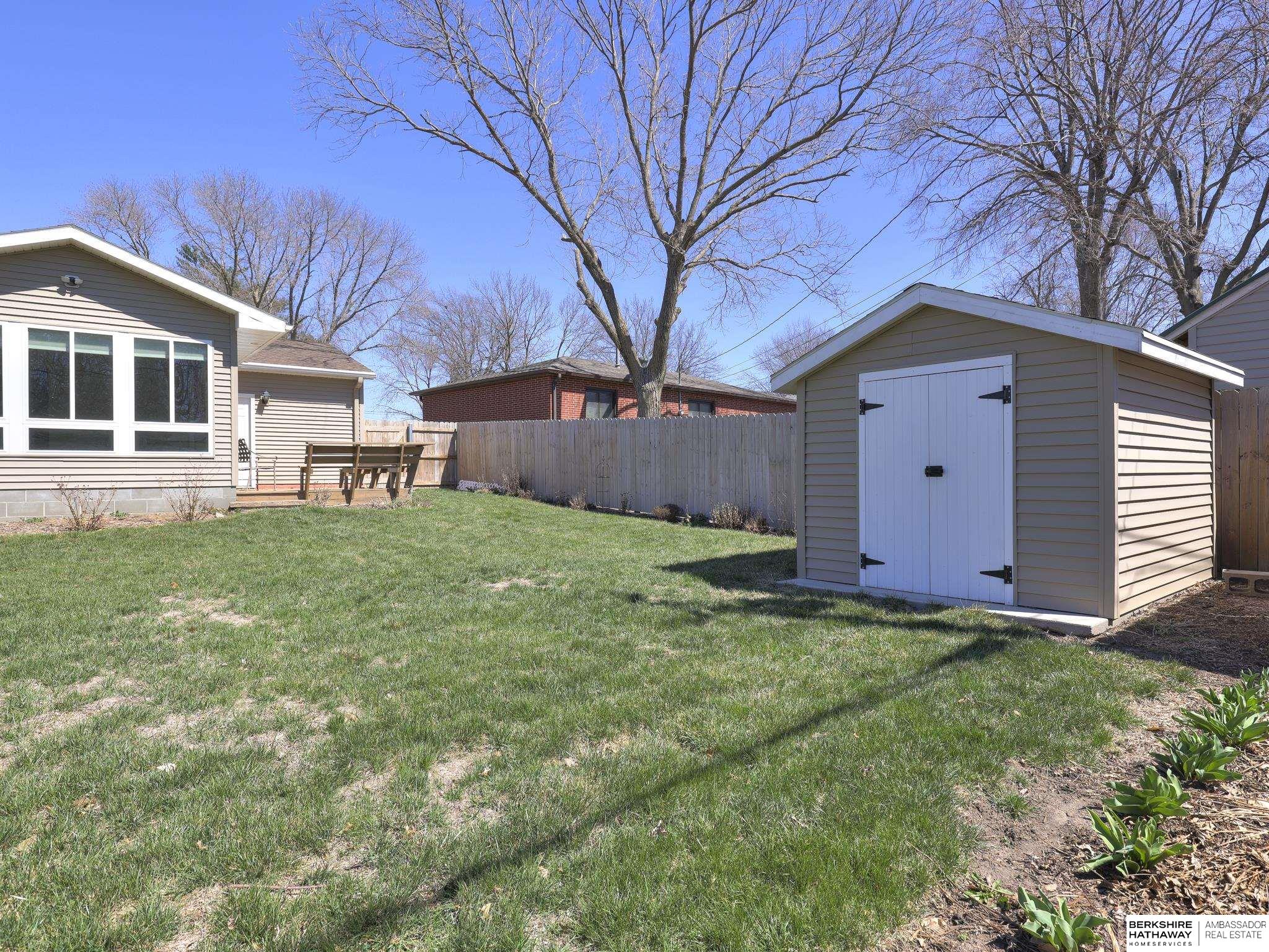 8237 Chestnut Lane