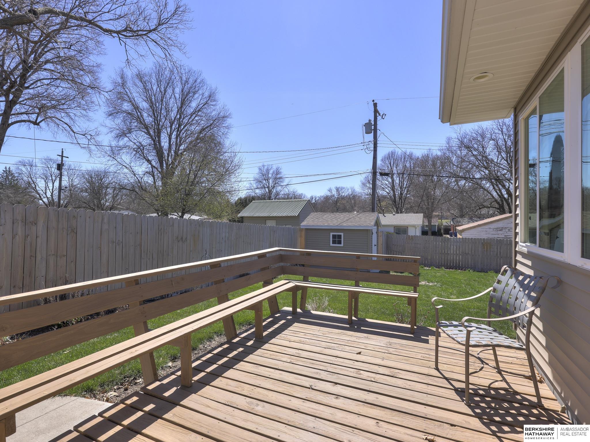 8237 Chestnut Lane