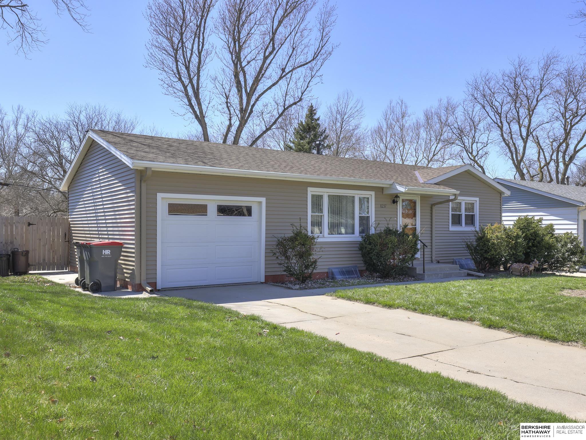 8237 Chestnut Lane