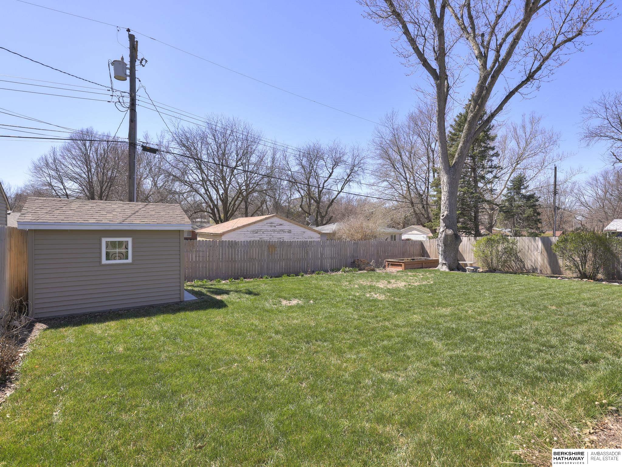 8237 Chestnut Lane