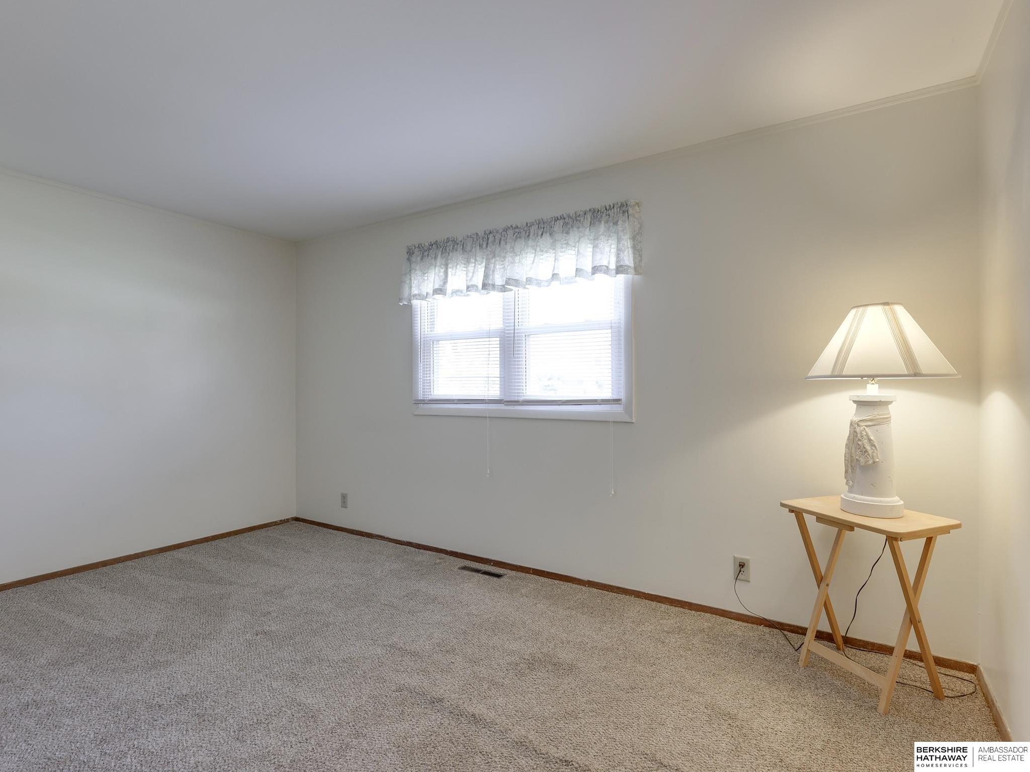 8237 Chestnut Lane