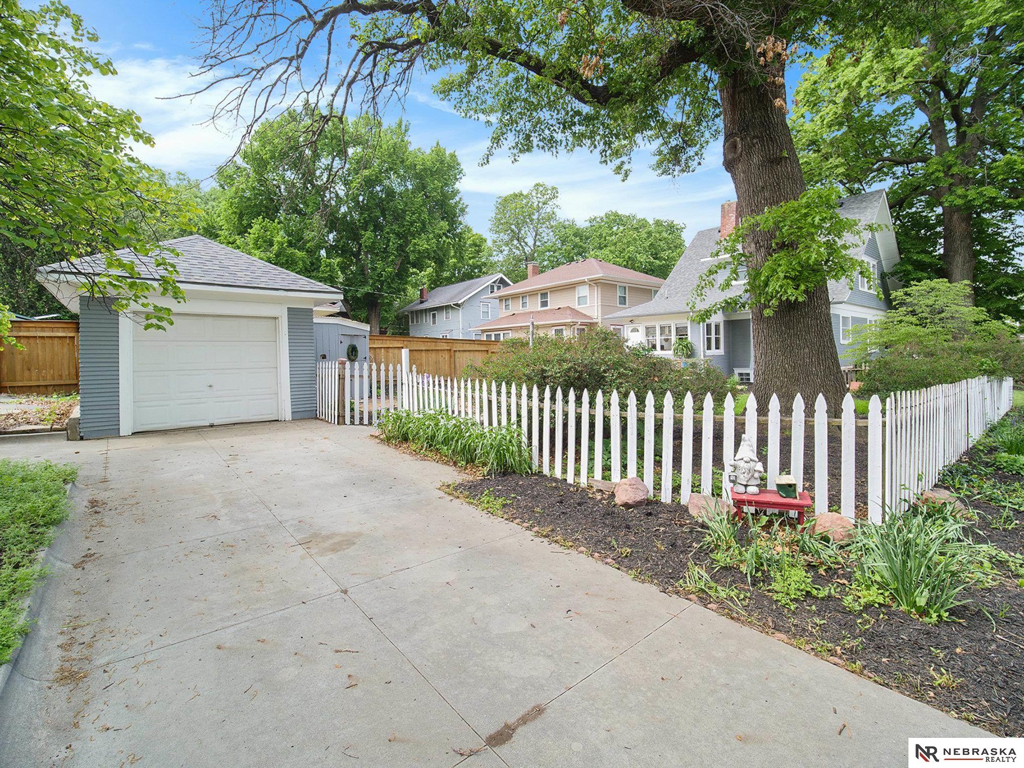 1900 S 24th Street