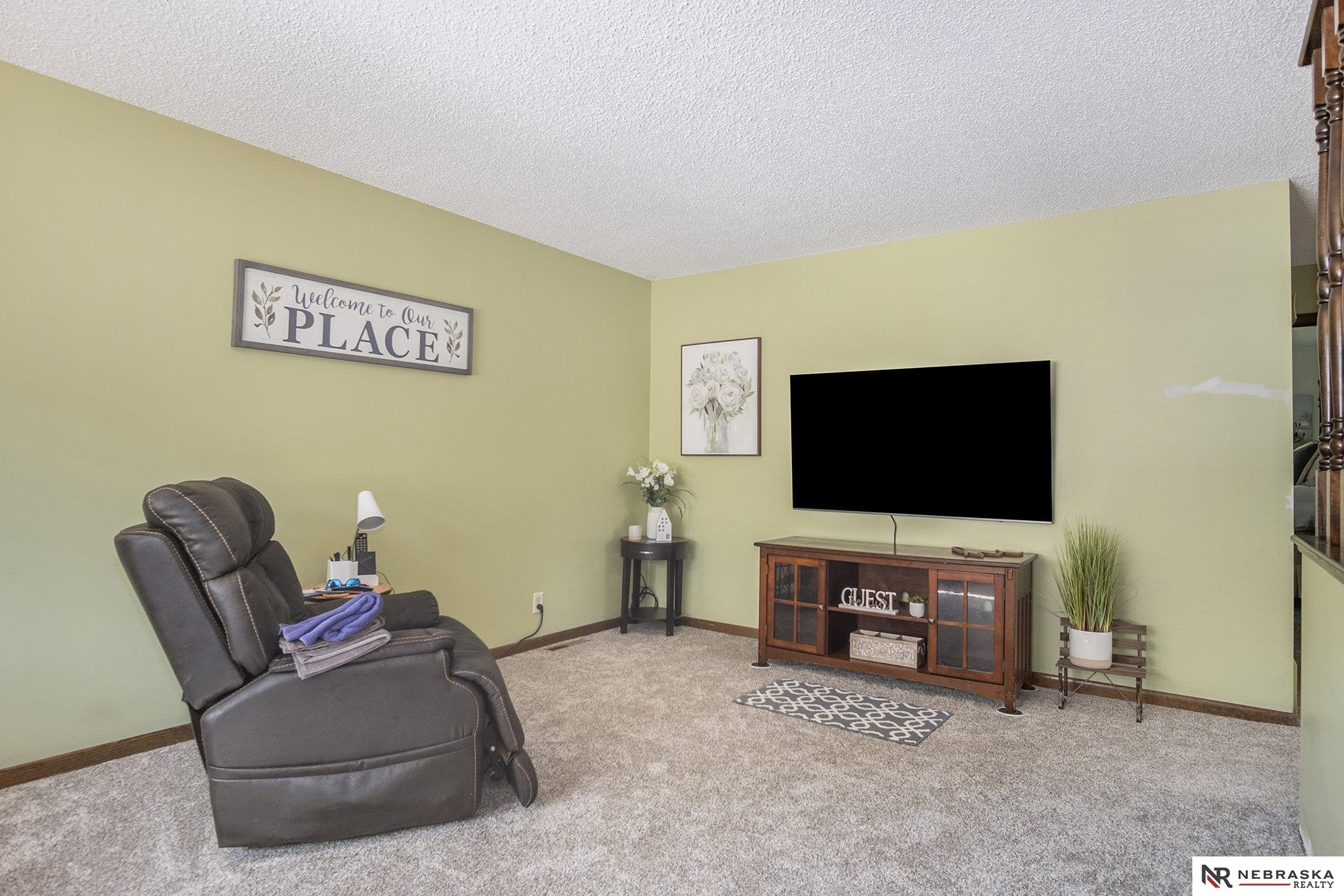 3911 Paxton Drive