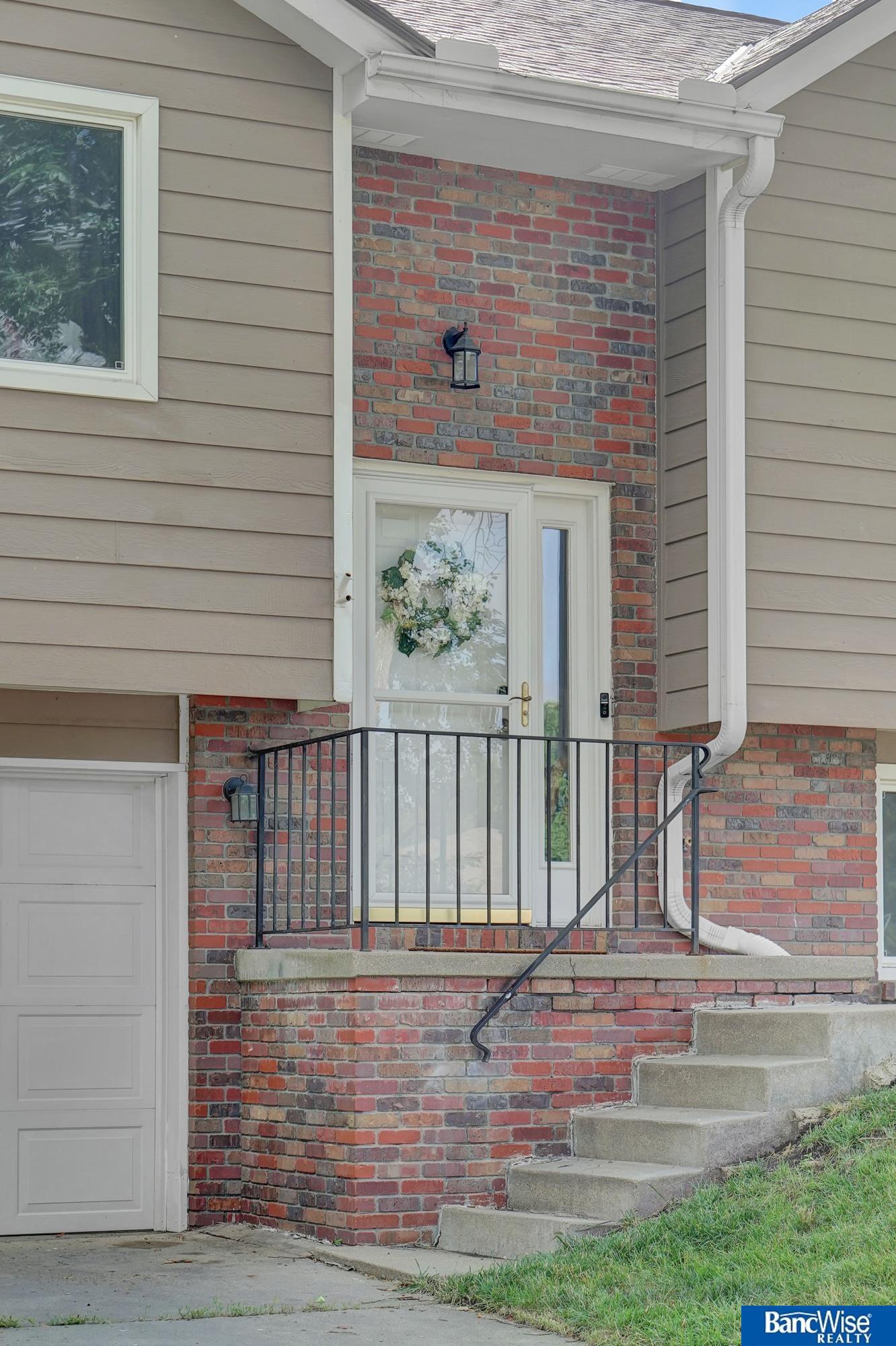 5610 Dove Circle