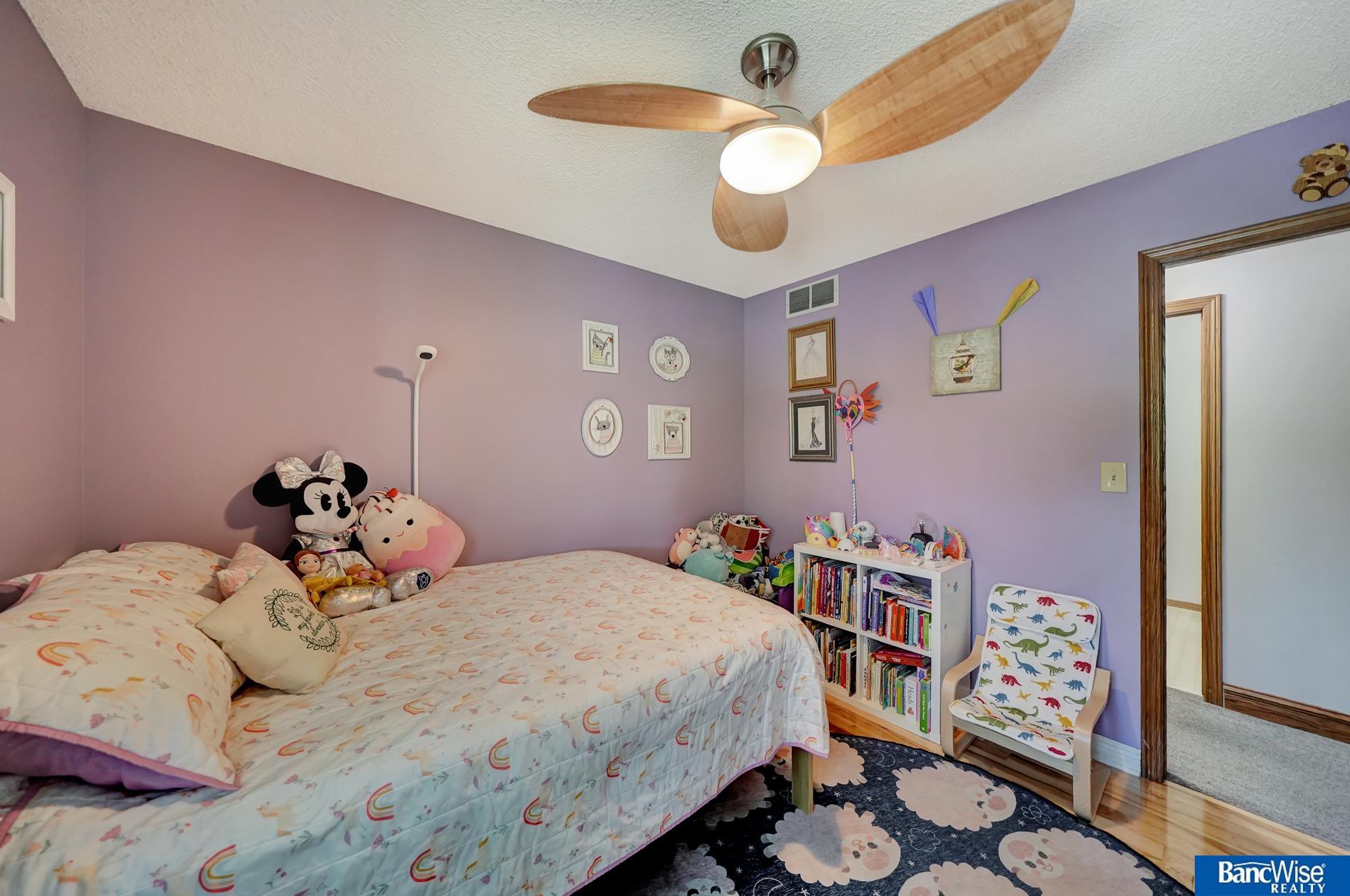 5610 Dove Circle