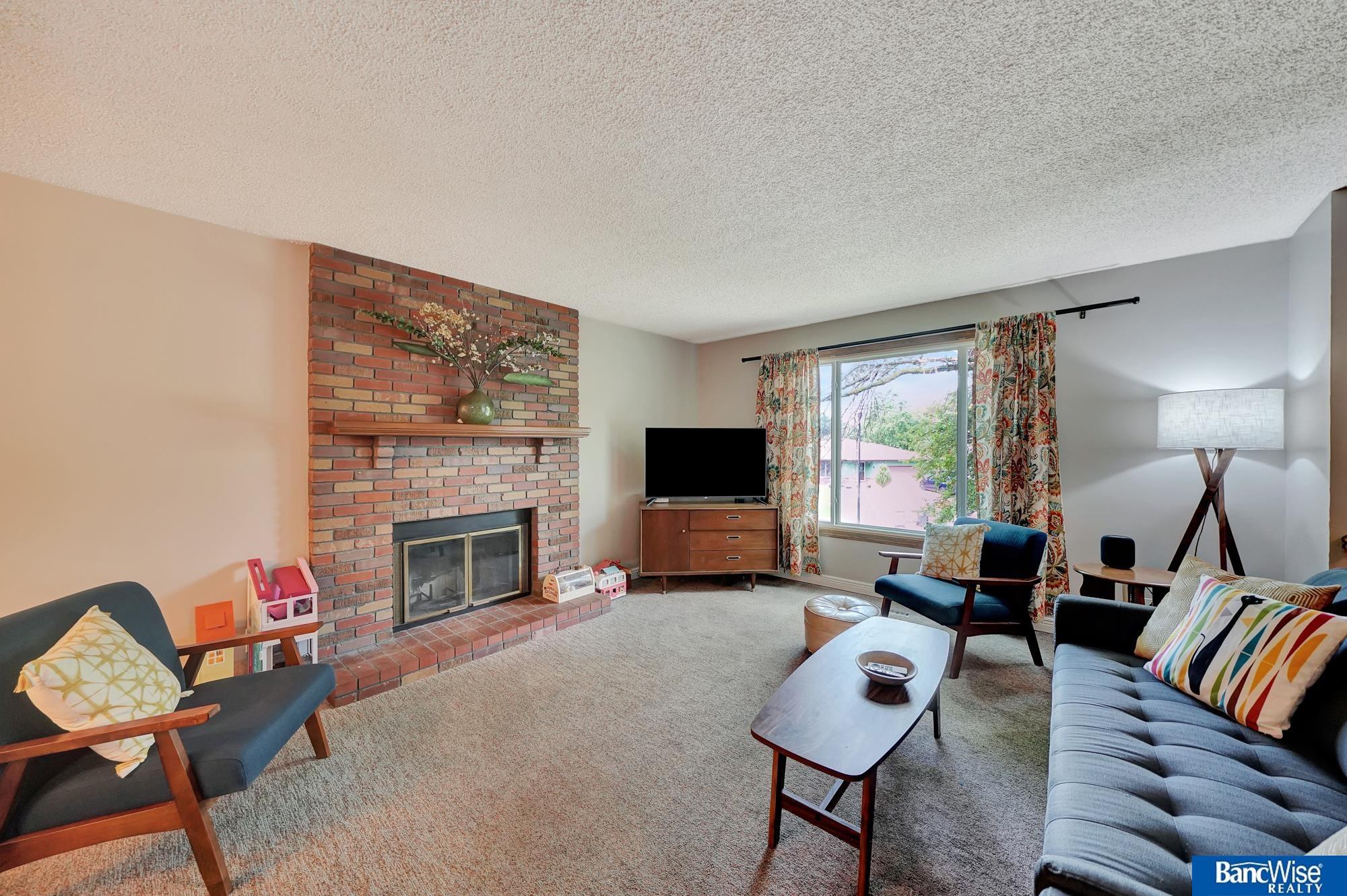 5610 Dove Circle