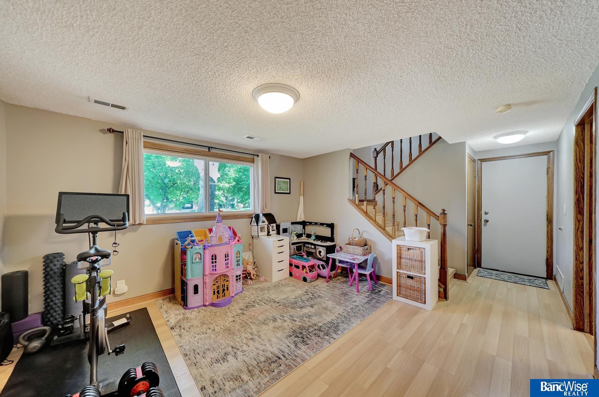 5610 Dove Circle