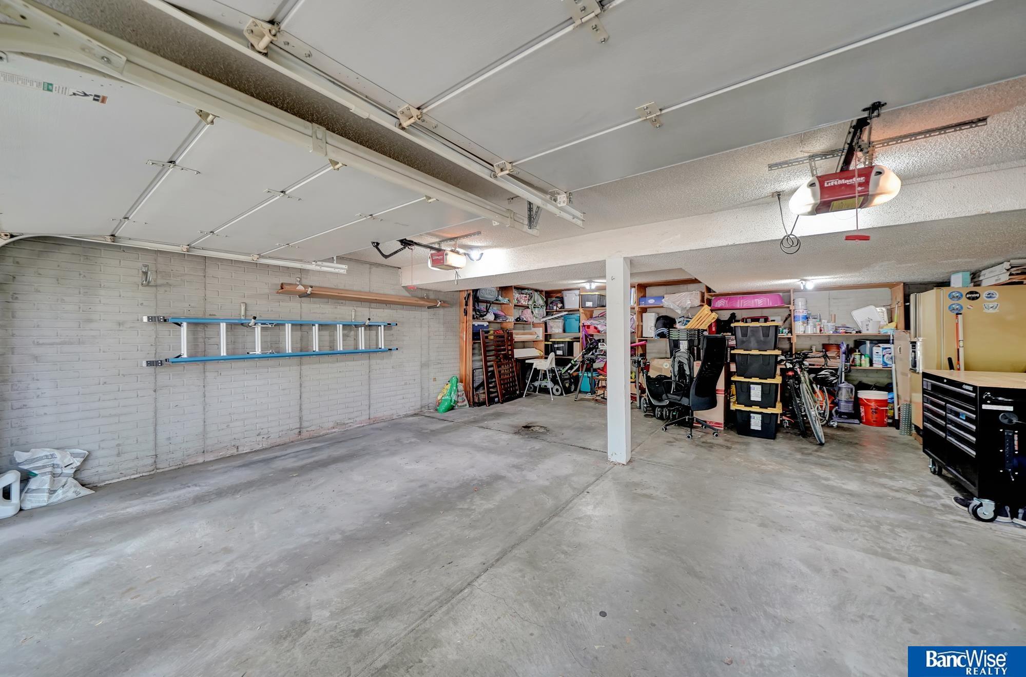 5610 Dove Circle