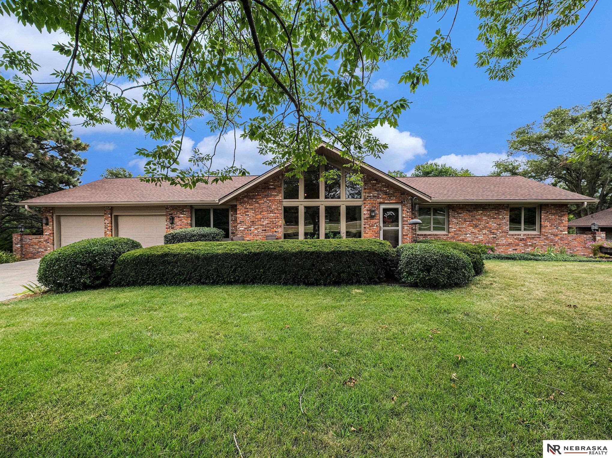 5601 Deerhaven Drive